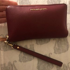 Michael Kors JST travel phone case wallet wristlet